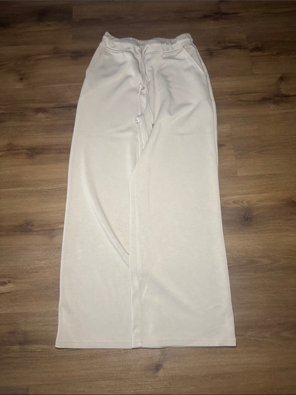 Women's Loungewear Set Sweatshirt & Wide-Leg Pant Set. Size Small - Picture 5 of 7